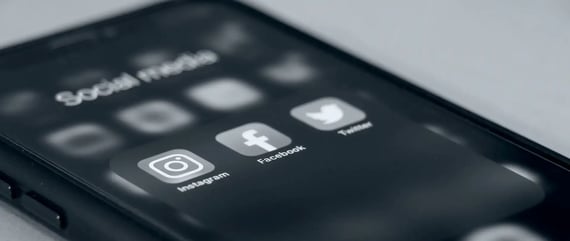 Digitales Erbe: Was passiert&nbsp;im Todesfall&nbsp;mit&nbsp; Social&nbsp;Media&nbsp;Accounts?